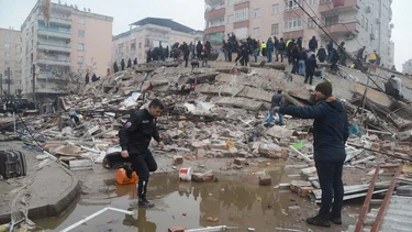 Terremoto en Turquía: más de 3.600 muertos y 12.000 heridos