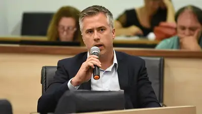 Busatto, sobre la interna en el Frente de Todos: "Debemos hablar menos entre nosotros y más al pueblo" Busatto, sobre la interna en el Frente de Todos: "Debemos hablar menos entre nosotros y más al pueblo"