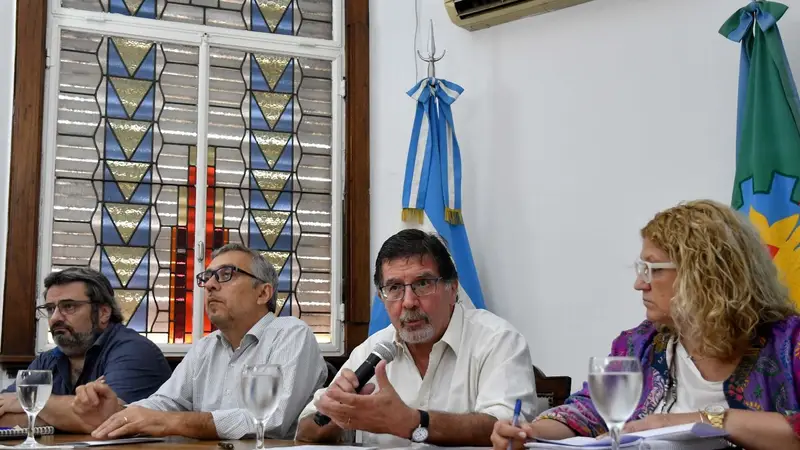 Sileoni dio precisiones sobre los nuevos criterios de repitencia: "No es facilismo"