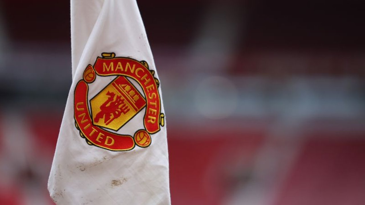 Inversores qataríes preparan inminente oferta por Manchester United: Bloomberg
