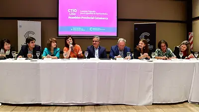 Kelly Olmos y Jalil encabezaron en Catamarca una asamblea de inclusión laboral del sector minero Kelly Olmos y Jalil encabezaron en Catamarca una asamblea de inclusión laboral del sector minero