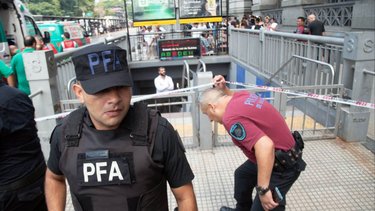 Tiroteo en el subte: murió la policía baleada