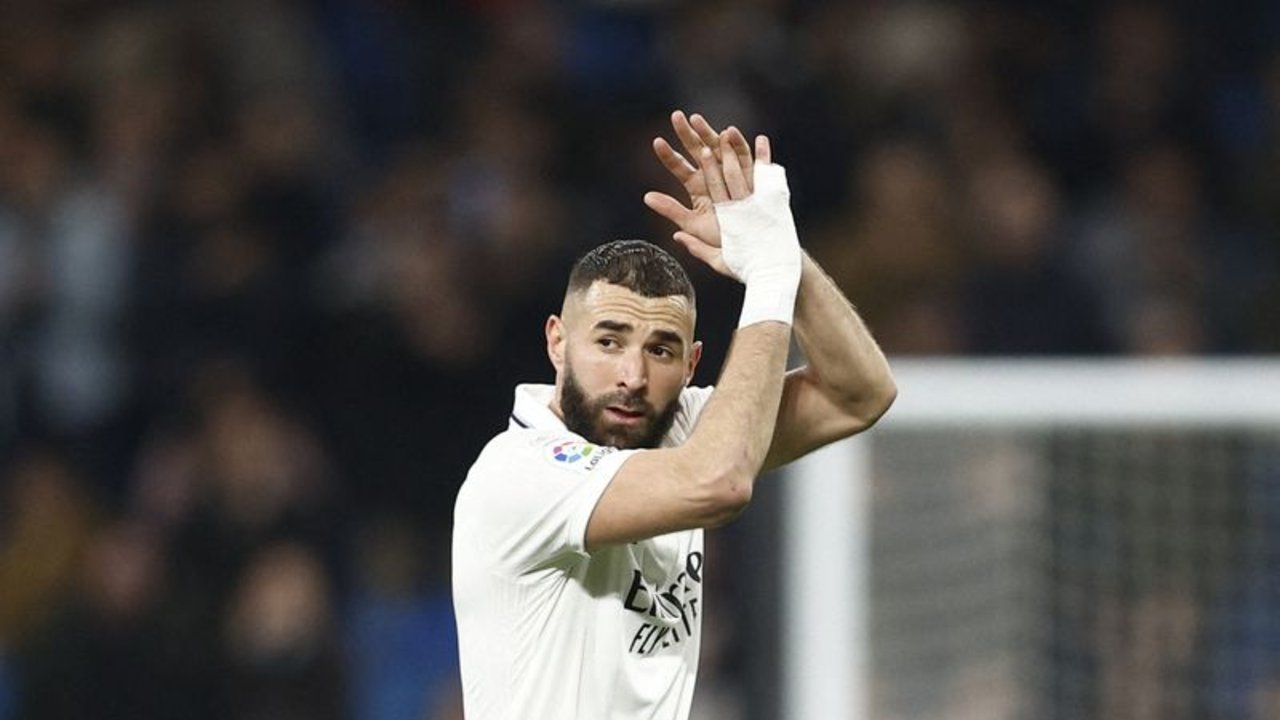 El Madrid recorta distancias con el Barça en LaLiga y Benzema supera a Raúl