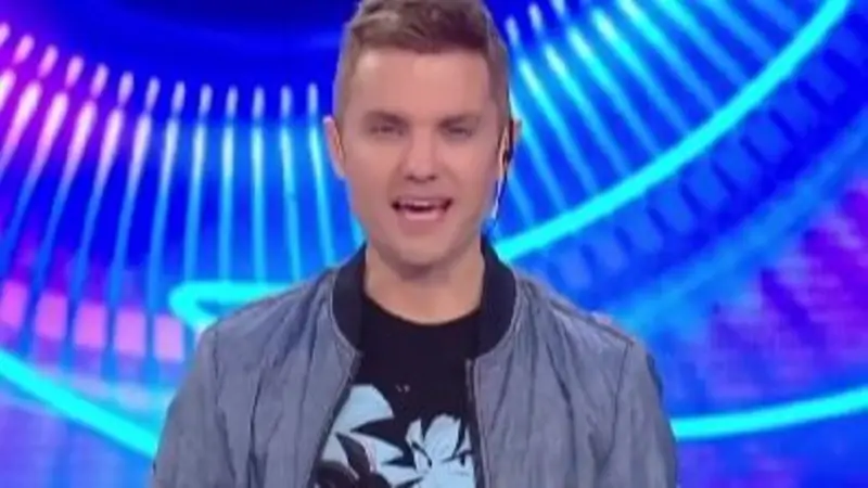 Santiago Del Moro en Gran Hermano. Entran seis participantes.