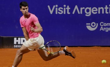 Carlos Alcaraz apasiona, gana y está en semis del Argentina Open | Tenis