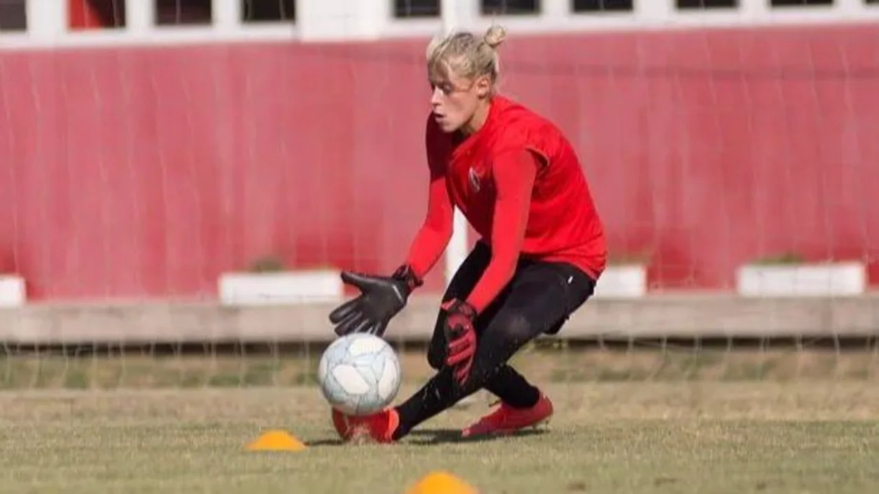 La promesa de Florencia, la hermana de Camila de Gran Hermano, a su papá por el fútbol: "Homenaje"