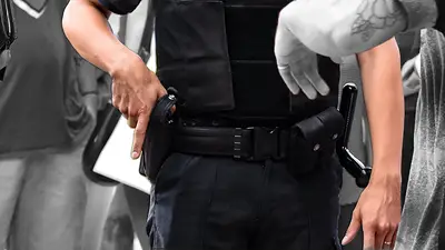 Amnistía Internacional alerta por el uso de las Taser y pide información por la compra de armas Amnistía Internacional alerta por el uso de las Taser y pide información por la compra de armas