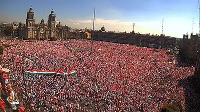 México: multitudinaria protesta contra la reforma electoral de López Obrador México: multitudinaria protesta contra la reforma electoral de López Obrador