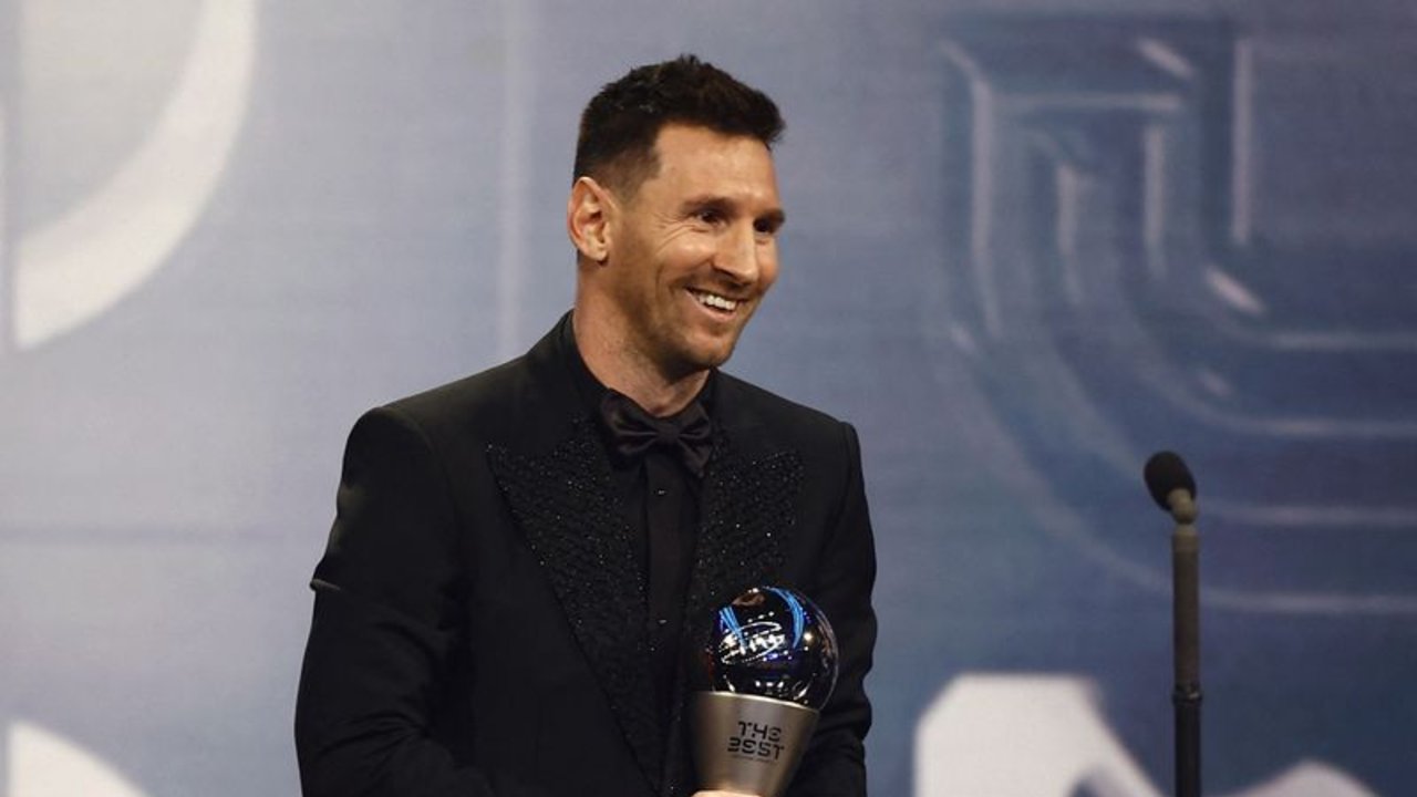 Messi se queda con el premio "The Best" al futbolista del año en gala dominada por Argentina