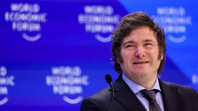 Milei gasta más plata en pagar deuda que en los jubilados: el dato que revela el ajuste Milei gasta más plata en pagar deuda que en los jubilados: el dato que revela el ajuste