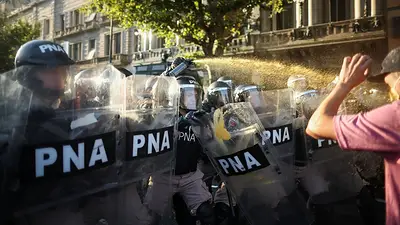 Ultimátum judicial al protocolo antipiquetes de Bullrich: investigan si cumple con los acuerdos de derechos humanos Ultimátum judicial al protocolo antipiquetes de Bullrich: investigan si cumple con los acuerdos de derechos humanos