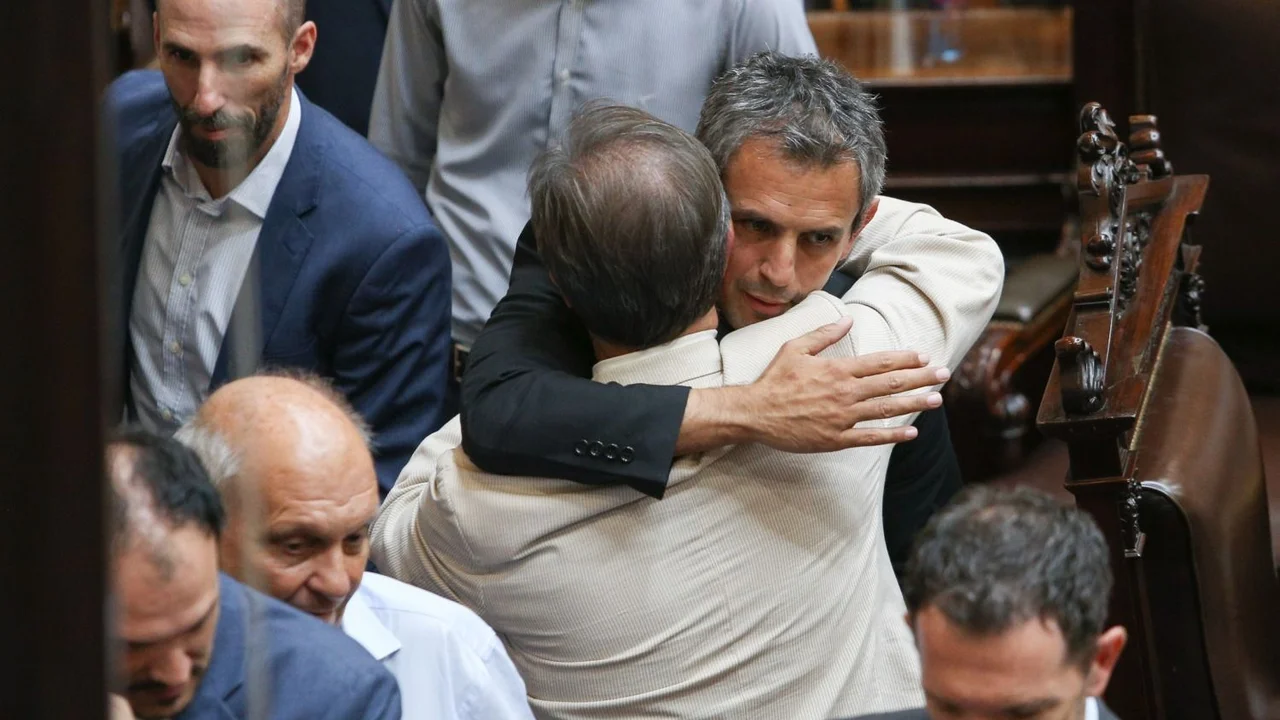 Javier Milei, presidente: el minuto a minuto de este miércoles 10 de abril