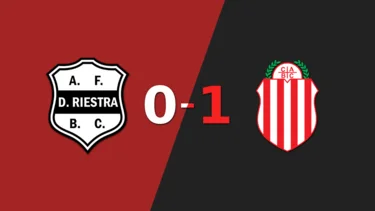 Barracas Central se quedó con el triunfo 1-0 ante Dep. Riestra con un gol de Lucas Brochero