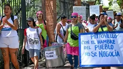 "Fila de la pobreza" de Pettovello: manifestantes se concentran en el Ministerio de Capital Humano "Fila de la pobreza" de Pettovello: manifestantes se concentran en el Ministerio de Capital Humano