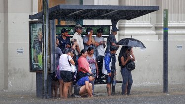 Intensas lluvias en CABA provocaron inundaciones e interrupciones en el subte