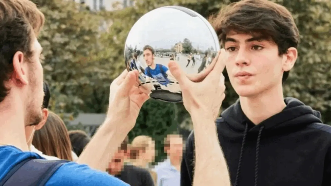 Worldcoin y su escaneo de ojos vs. los sindicatos: el lado B de que los argentinos vivan en la "tierra de prueba de IA"