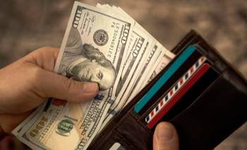 ¿Baratos o caros? Qué pasa con los precios en dólares de la Argentina | Javier milei presidente