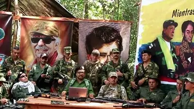El Gobierno de Petro va por un nuevo proceso de paz con guerrilleros El Gobierno de Petro va por un nuevo proceso de paz con guerrilleros