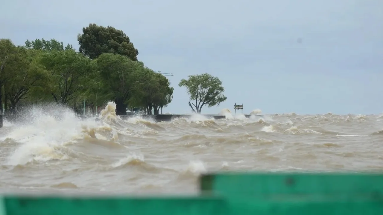 Crecida del Rio de la Plata