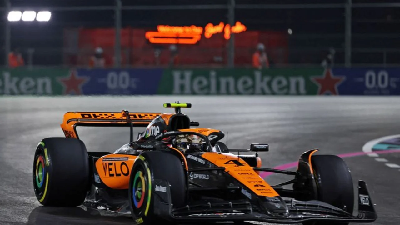 McLaren quiere victorias y no solo podios, dice su director ejecutivo