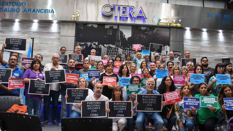 Educación: el nuevo campo de batalla entre Milei y los gobernadores