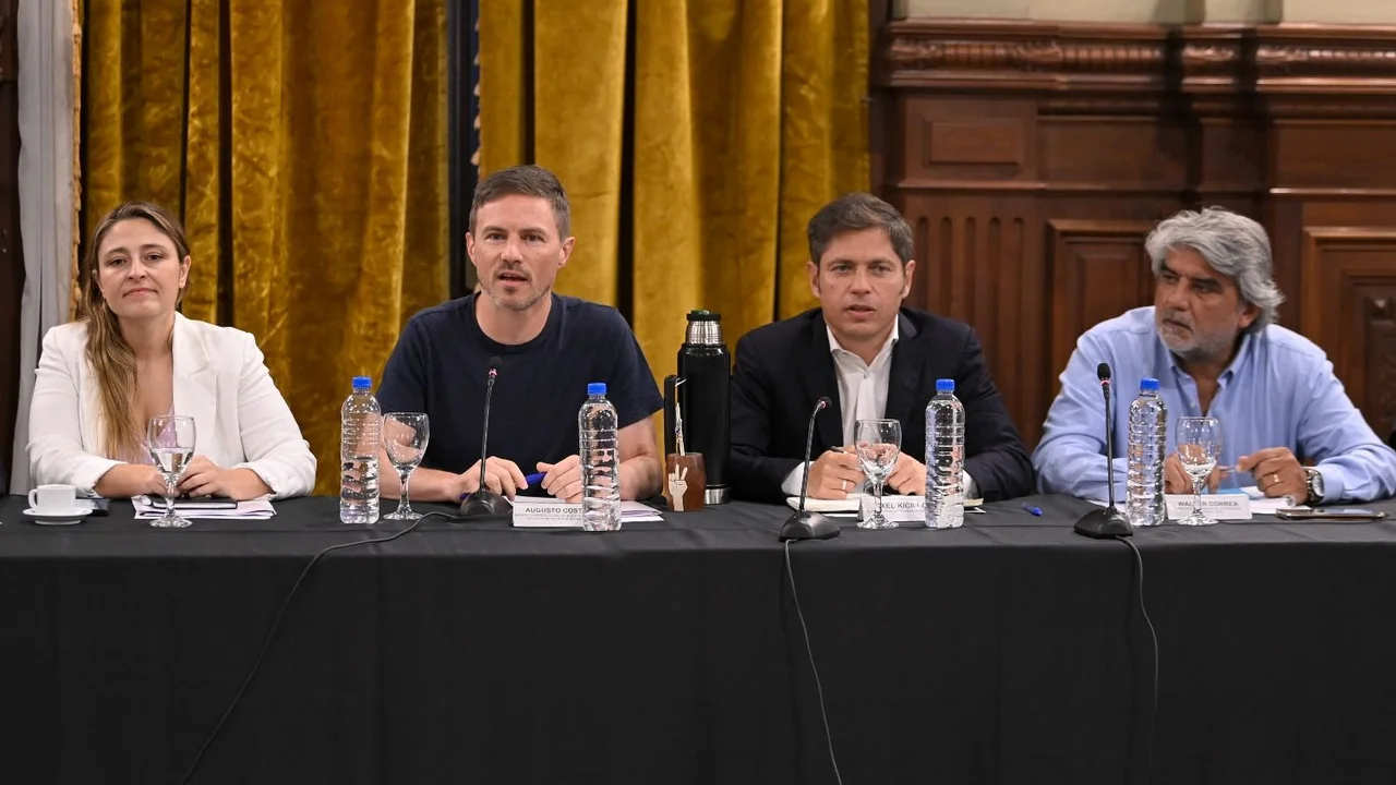 Kicillof: "Milei tiene el mismo plan económico que impulsó Macri"