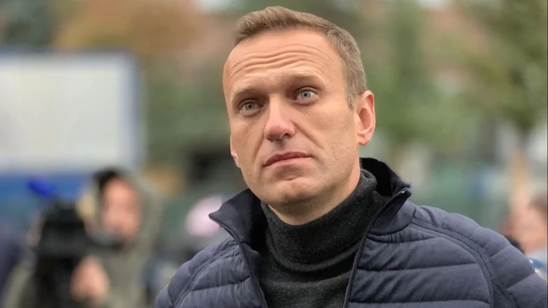 Hallan muerto en la cárcel al líder opositor ruso Alexei Navalny