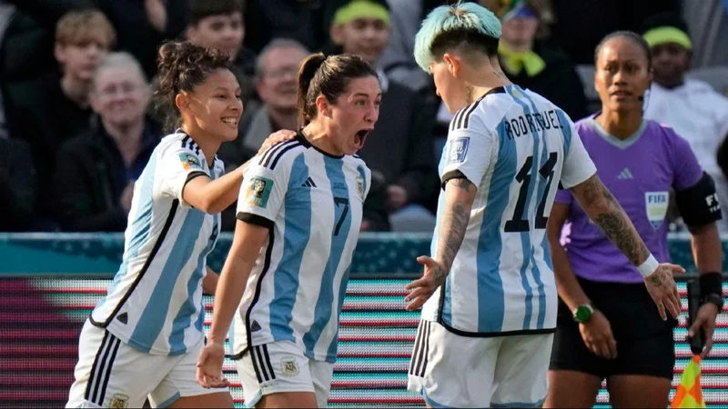 Escándalo en la Selección Femenina: varias jugadoras renunciaron con críticas a la AFA