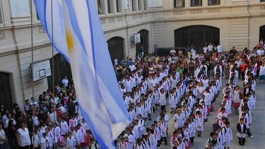 PBA entregó equipamiento a comedores escolares y consolida una inversión de más de $4.360 millones