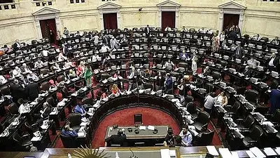 El Gobierno envió al Congreso el paquete fiscal y se trata este jueves en comisión El Gobierno envió al Congreso el paquete fiscal y se trata este jueves en comisión