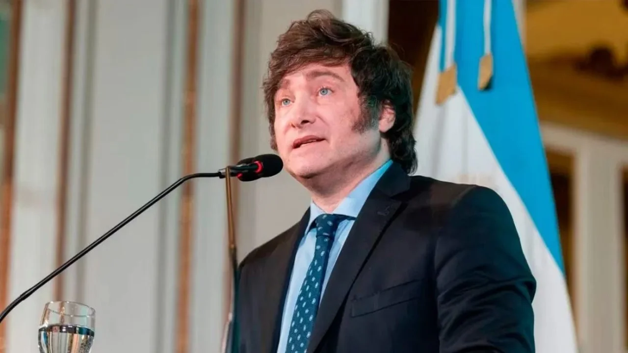 Milei durante un discurso como presidente 