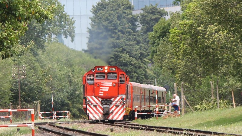 Tren Belgrano norte: cuándo abrirá la nueva estación Saldías.