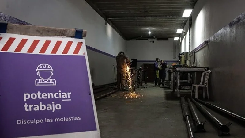 El Gobierno eliminó el Potenciar Trabajo: qué pasará con los beneficiarios
