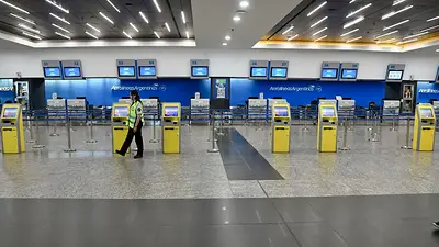 Paro de pilotos: no habrá vuelos durante 8 horas entre el martes y miércoles 10 y 11 de junio Paro de pilotos: no habrá vuelos durante 8 horas entre el martes y miércoles 10 y 11 de junio