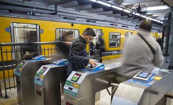 Qué es la Red SUBE, el descuento que suspendieron para millones de usuarios en agosto | Transporte público