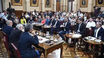 Se conformó la Bicameral que debe tratar el mega DNU: a qué funcionarios citará Se conformó la Bicameral que debe tratar el mega DNU: a qué funcionarios citará