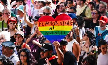 La marcha antifascista le cerró la puerta al odio de Milei: “Al closet, nunca más" | Marcha antifascista