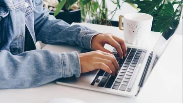 Una inteligencia artificial extorsionó a su desarrollador con una infidelidad