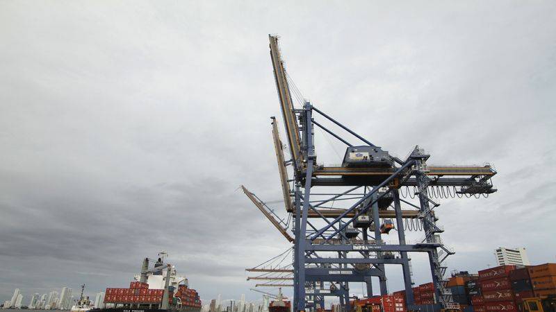 Exportaciones de Colombia suben levemente en diciembre, pero acumulan saldo en rojo durante el 2024