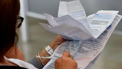 Marcha atrás en suba de tarifa de luz: Secretaría Energía asegura que fue un "error" Marcha atrás en suba de tarifa de luz: Secretaría Energía asegura que fue un "error"