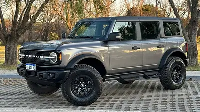 Ford Bronco. Ford Bronco.