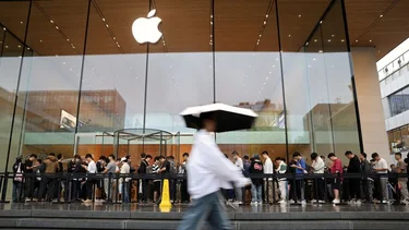 China estudia investigar las prácticas de Apple en la tienda de aplicaciones, según Bloomberg
