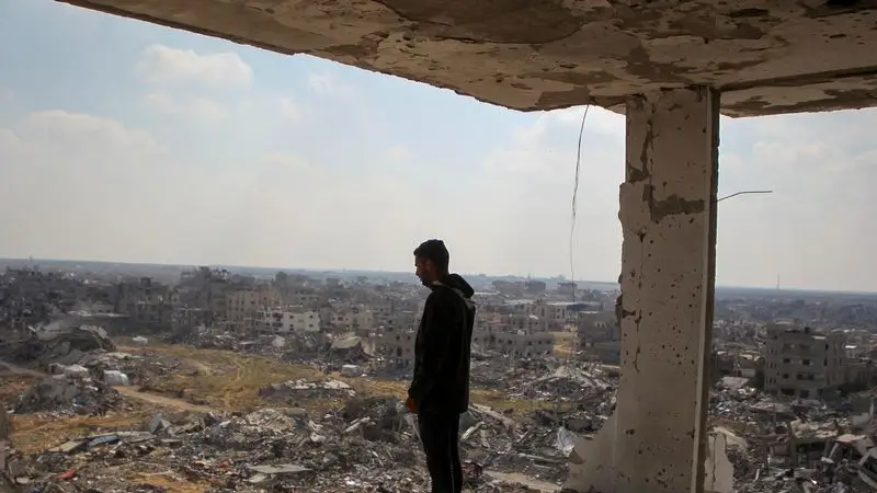 Siguen encontrando cadáveres: los palestinos muertos en Gaza superan los 48.000 Siguen encontrando cadáveres: los palestinos muertos en Gaza superan los 48.000