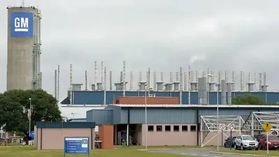 Rosario: General Motors activó los retiros voluntarios y 300 trabajadores podrían ser despedidos en Alvear Rosario: General Motors activó los retiros voluntarios y 300 trabajadores podrían ser despedidos en Alvear