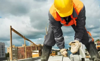 Efecto Milei: el empleo en la construcción lleva 17 meses en baja | Construcción