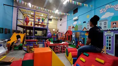 La Placita: el novedoso proyecto de una familia formoseña que contribuye al desarrollo de los más chicos La Placita: el novedoso proyecto de una familia formoseña que contribuye al desarrollo de los más chicos