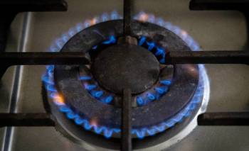 Israel frena el gas para cocinar en Gaza y crece la alarma humanitaria | Conflicto en medio oriente