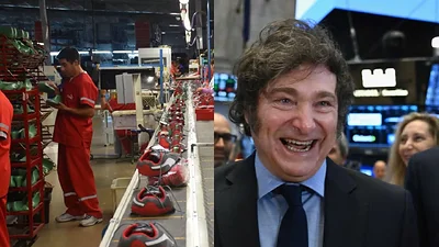 Fábrica de calzado y Javier Milei Fábrica de calzado y Javier Milei