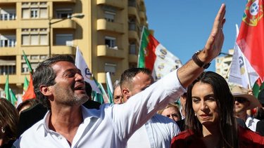 El partido ultraderechista portugués Chega es golpeado por acusaciones contra tres de sus miembros