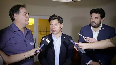 Axel Kicillof visitó a los padres del joven asesinado en Mar del Plata Axel Kicillof visitó a los padres del joven asesinado en Mar del Plata
